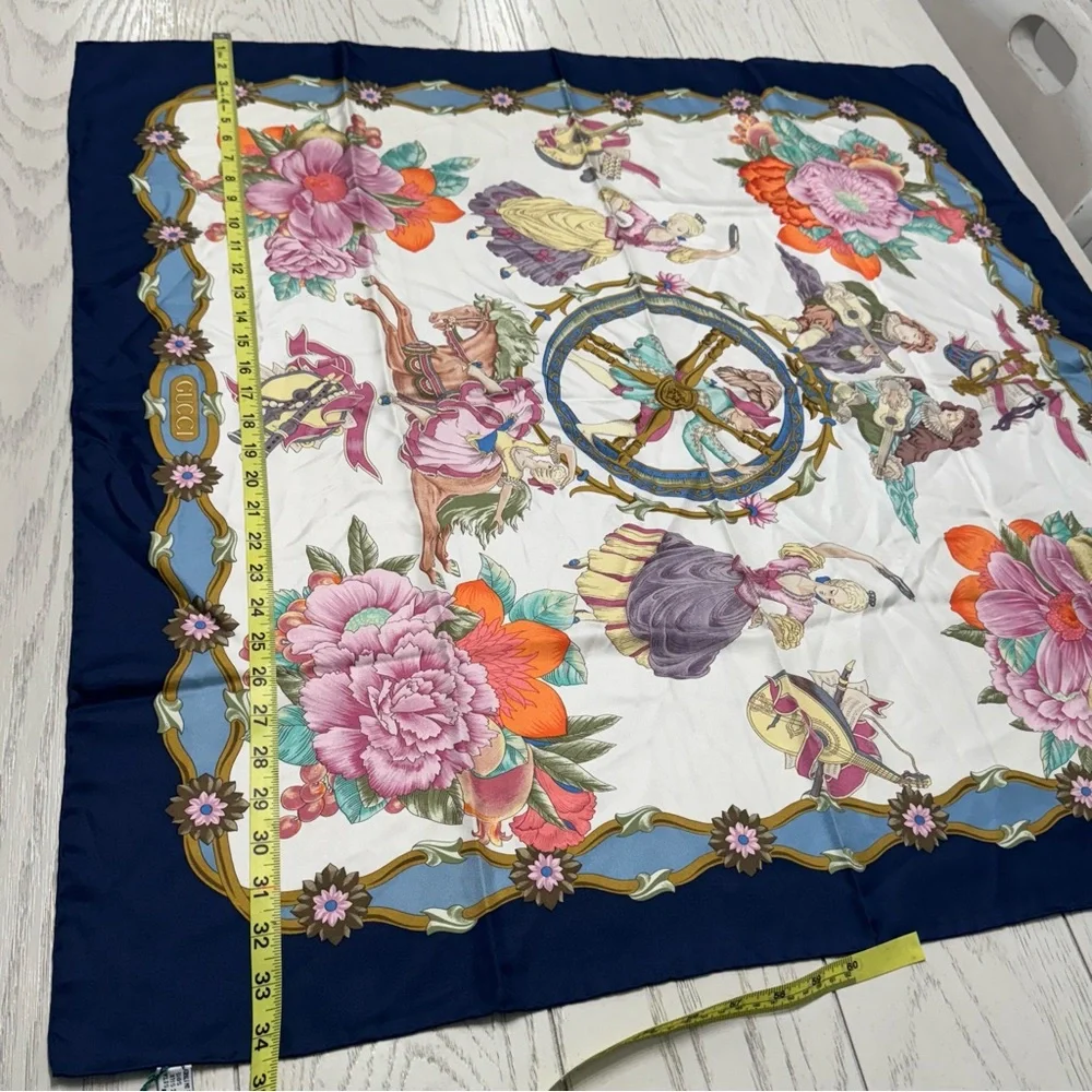 Gucci Navy Cream Silk Scarf with Floral Baroque Design